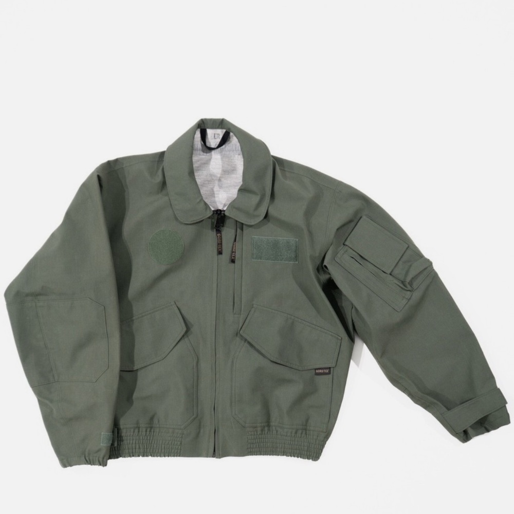 GORE-TEX NOMEX flight jacket Large regular  Flight Jacket heavy duty CWU-106/P